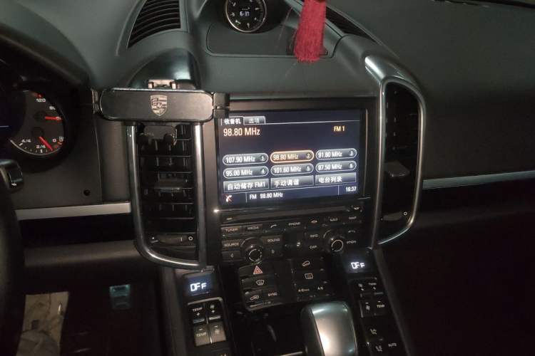 Used Porsche Cayenne 2015 Cayenne 3.0T Audio And AC Panel