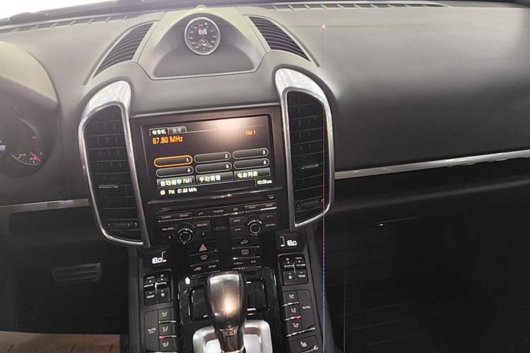 Used Porsche Cayenne 2015 Cayenne 3.0T Audio And AC Panel