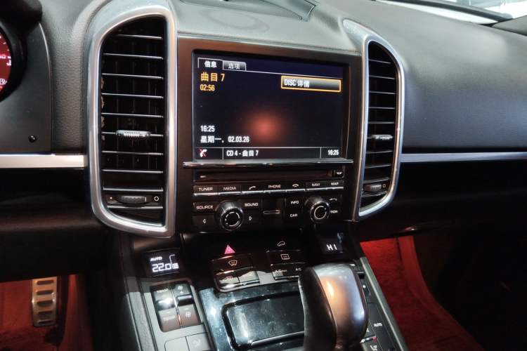 Used Porsche Cayenne 2015 Cayenne 3.0T Audio And AC Panel