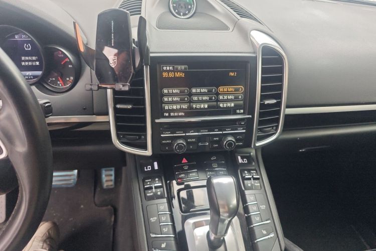 Used Porsche Cayenne 2015 Cayenne 3.0T Audio And AC Panel