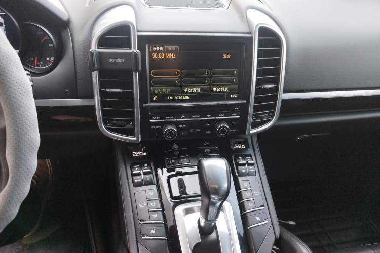 Used Porsche Cayenne 2015 Cayenne S 3.6T Audio And AC Panel