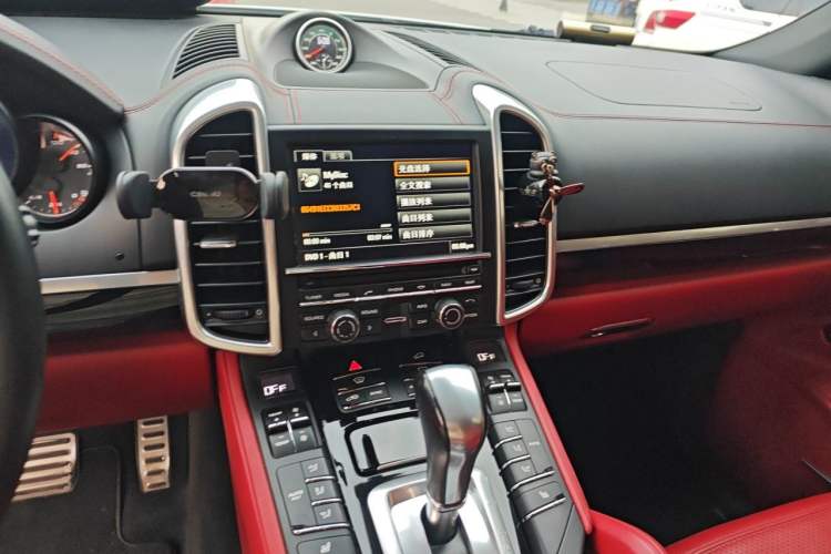 Used Porsche Cayenne 2015 Cayenne 3.0T Audio And AC Panel