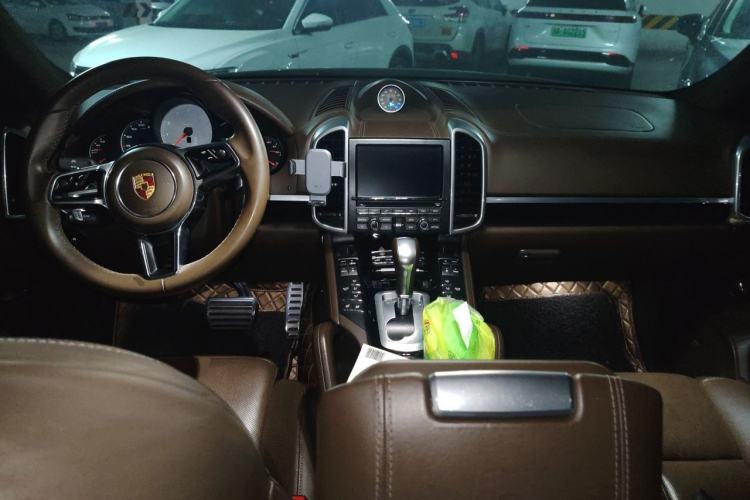 Used Porsche Cayenne 2015 Cayenne S 3.6T Center Console