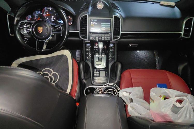 Used Porsche Cayenne 2015 3.0T Center Console