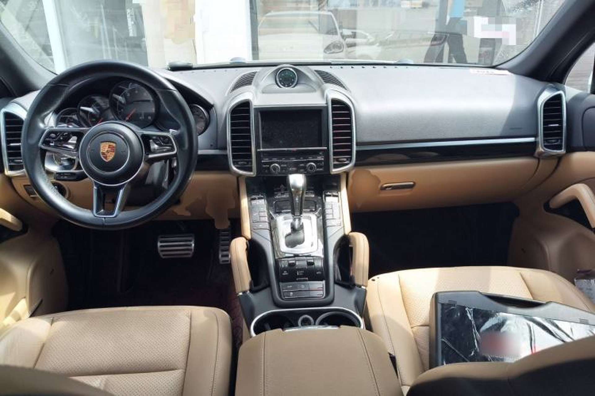 Used Porsche Cayenne 2015 Cayenne 3.0T Center Console