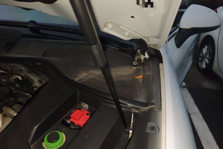 Used Porsche Cayenne 2015 Cayenne 3.0T Engine Bay Left