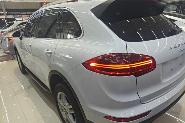 Used Porsche Cayenne 2015 Cayenne 3.0T Exterior 2
