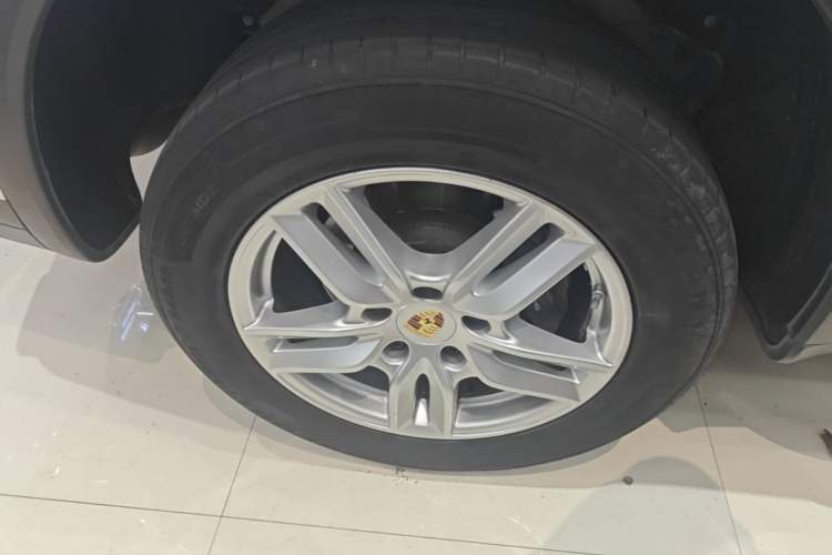 Used Porsche Cayenne 2015 Cayenne 3.0T Exterior 5