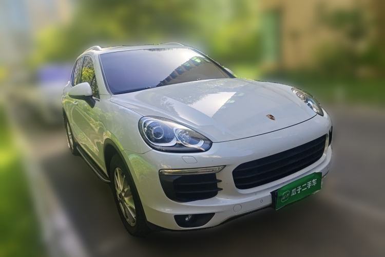 Used Porsche Cayenne 2015 Cayenne 3.0T Front Right 45 Deg