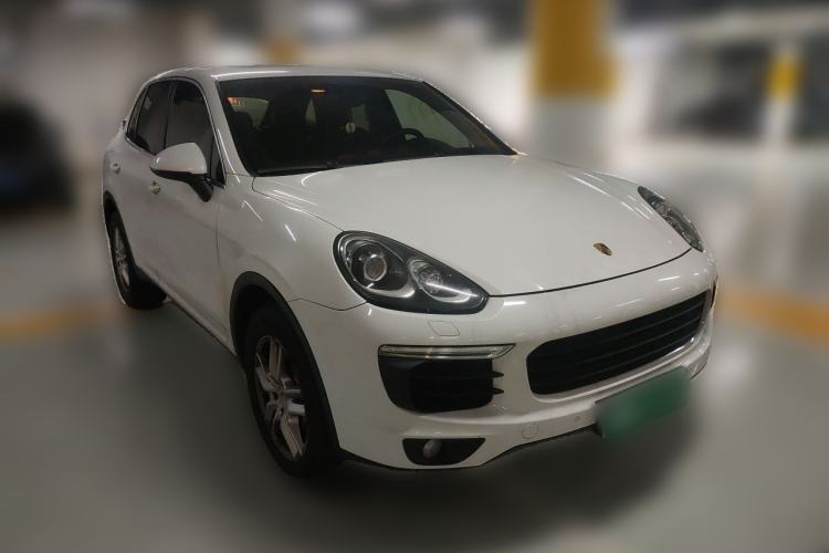 Used Porsche Cayenne 2015 Cayenne 3.0T Front Right 45 Deg