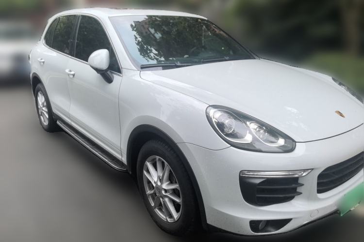 Used Porsche Cayenne 2015 Cayenne 3.0T Front Right 45 Deg