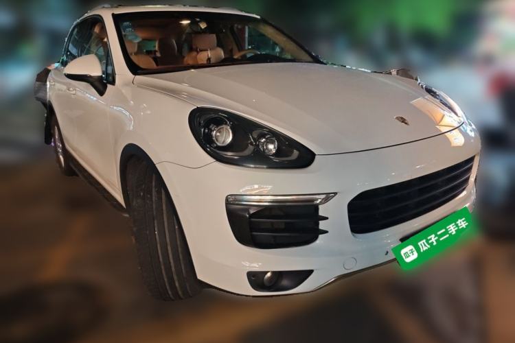 Used Porsche Cayenne 2015 Cayenne 3.0T Front Right 45 Deg