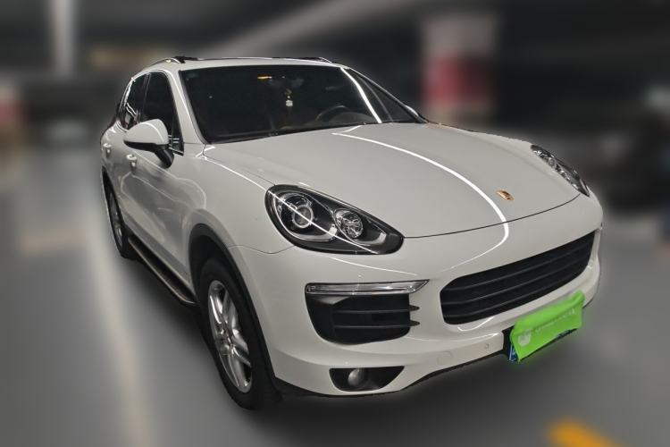 Used Porsche Cayenne 2015 Cayenne 3.0T Front Right 45 Deg