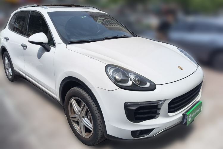Used Porsche Cayenne 2015 Cayenne 3.0T Front Right 45 Deg