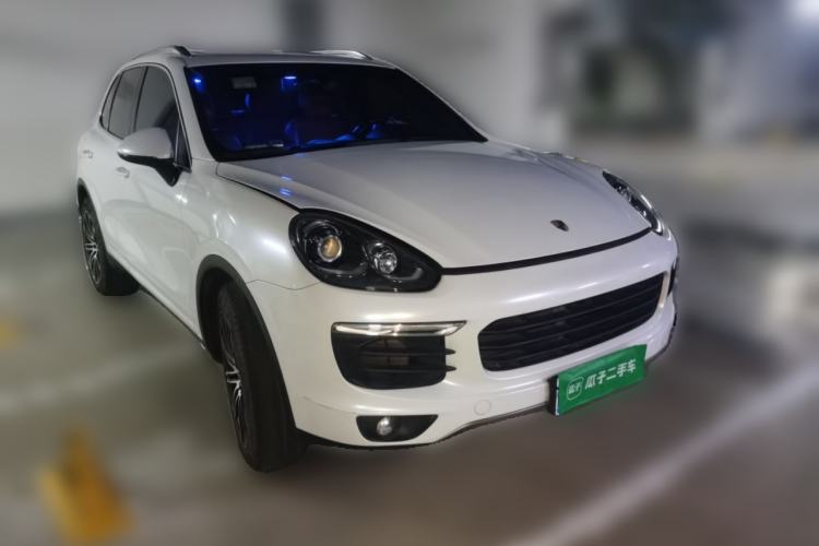 Used Porsche Cayenne 2015 Cayenne 3.0T Front Right 45 Deg