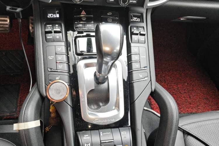 Used Porsche Cayenne 2015 Cayenne 3.0T Gear Lever
