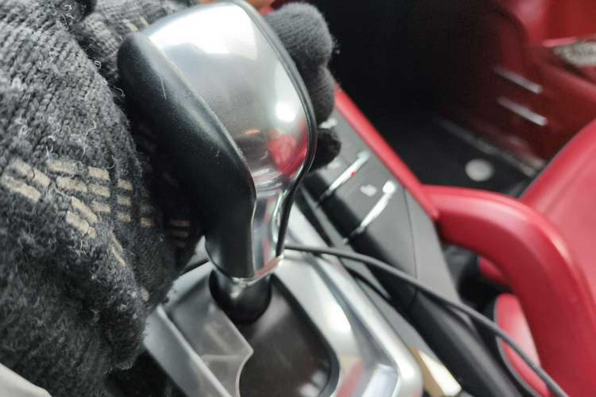 Used Porsche Cayenne 2015 Cayenne 3.0T Gear Lever