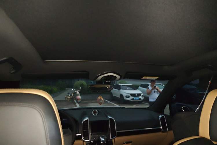Used Porsche Cayenne 2015 Cayenne 3.0T Headliner