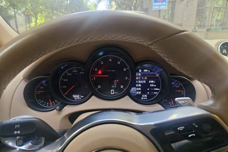 Used Porsche Cayenne 2015 Cayenne 3.0T Instrument Cluster