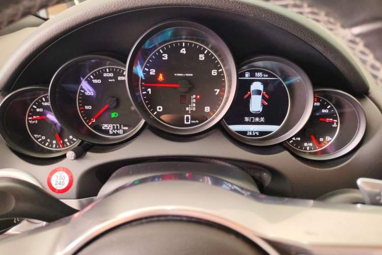 Used Porsche Cayenne 2015 Cayenne 3.0T Instrument Cluster