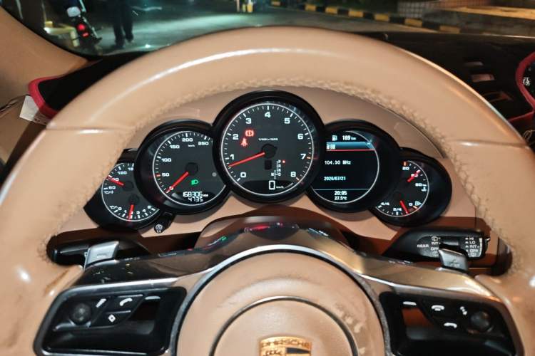 Used Porsche Cayenne 2015 Cayenne 3.0T Instrument Cluster
