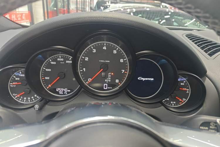 Used Porsche Cayenne 2015 Cayenne 3.0T Instrument Cluster
