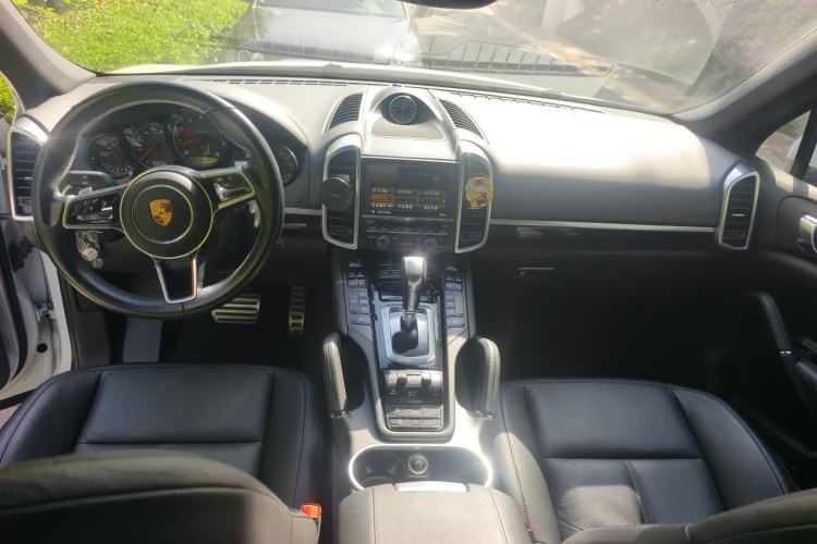 Used Porsche Cayenne 2015 Cayenne 3.0T Interior 2