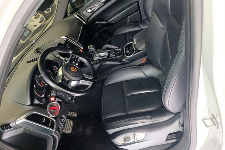 Used Porsche Cayenne 2015 Cayenne 3.0T Left Front Seat