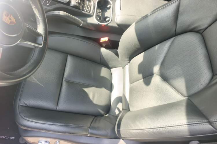 Used Porsche Cayenne 2015 Cayenne 3.0T Left Front Seat