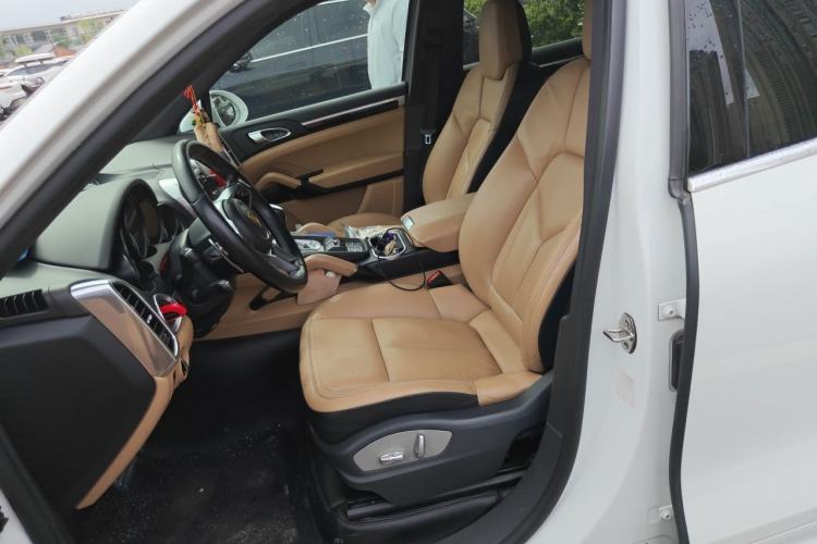 Used Porsche Cayenne 2015 Cayenne 3.0T Left Front Seat