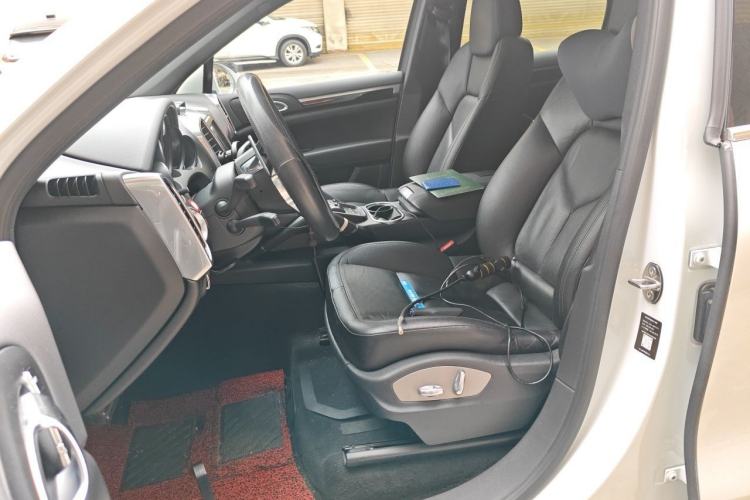 Used Porsche Cayenne 2015 Cayenne 3.0T Left Front Seat