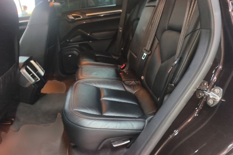 Used Porsche Cayenne 2015 Cayenne 3.0T Left Rear Seat