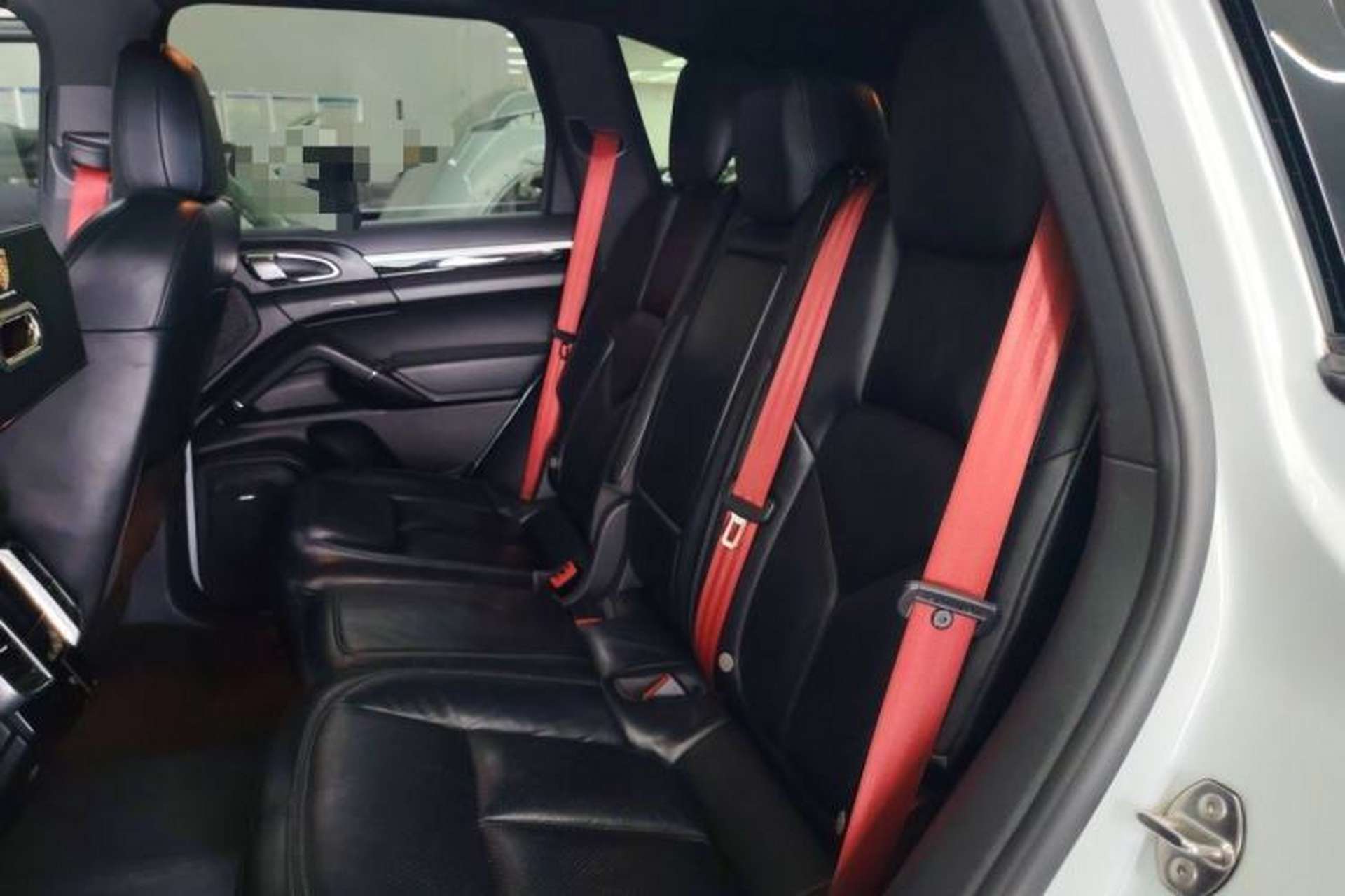 Used Porsche Cayenne 2015 Cayenne 3.0T Left Rear Seat