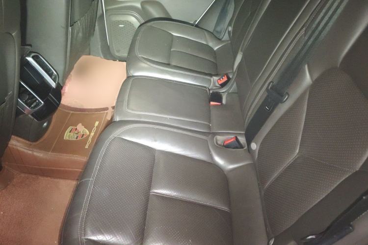 Used Porsche Cayenne 2015 Cayenne S 3.6T Left Rear Seat