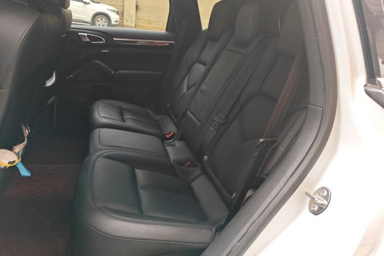 Used Porsche Cayenne 2015 Cayenne 3.0T Left Rear Seat