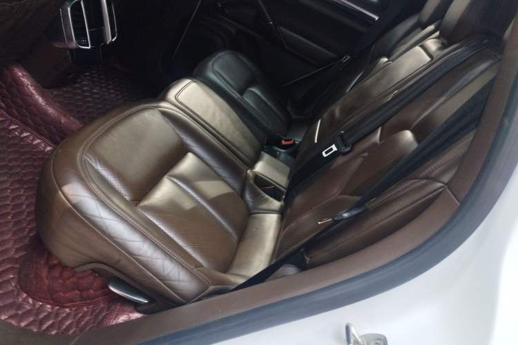 Used Porsche Cayenne 2015 Cayenne 3.0T Left Rear Seat