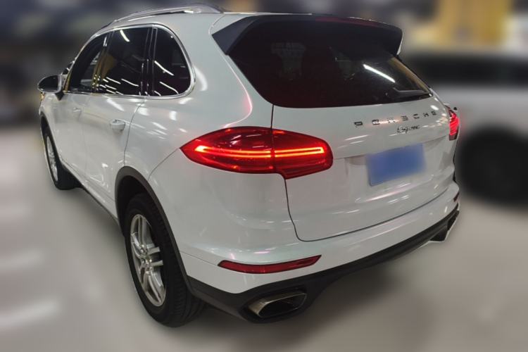 Used Porsche Cayenne 2015 Cayenne 3.0T Rear Left 45 Deg