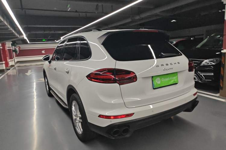 Used Porsche Cayenne 2015 Cayenne 3.0T Rear Left 45 Deg