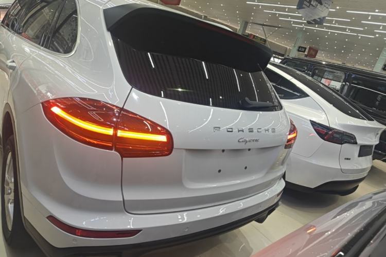 Used Porsche Cayenne 2015 Cayenne 3.0T Rear
