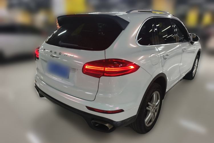 Used Porsche Cayenne 2015 Cayenne 3.0T Rear Right 45 Deg
