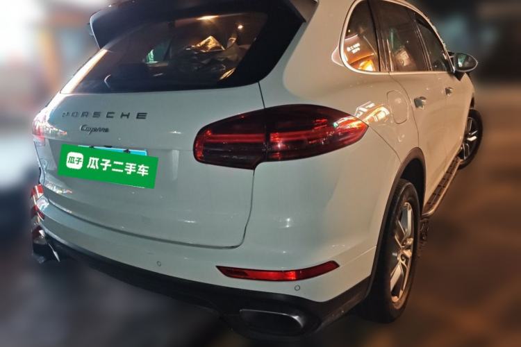 Used Porsche Cayenne 2015 Cayenne 3.0T Rear Right 45 Deg