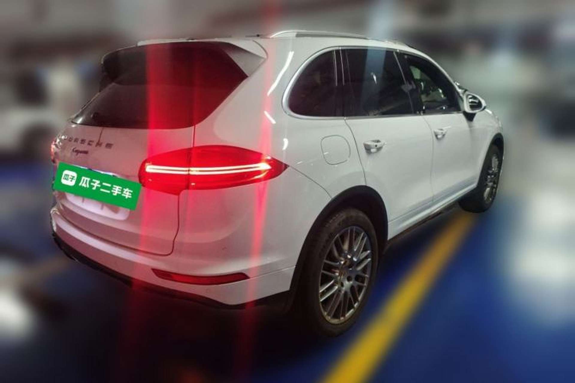 Used Porsche Cayenne 2015 Cayenne 3.0T Rear Right 45 Deg