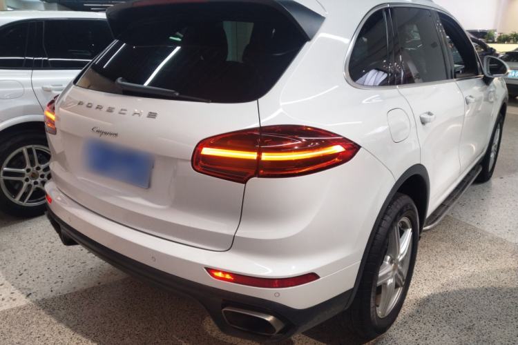 Used Porsche Cayenne 2015 Cayenne 3.0T Rear Right 45 Deg
