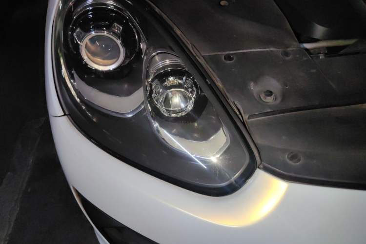 Used Porsche Cayenne 2015 3.0T Right Front Headlight