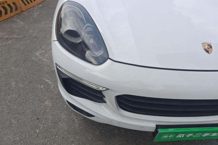 Used Porsche Cayenne 2015 Cayenne 3.0T Right Front Headlight