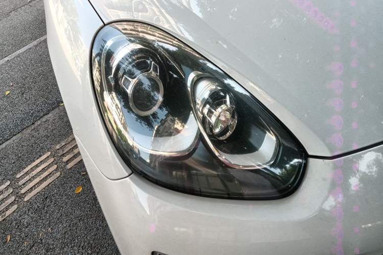Used Porsche Cayenne 2015 Cayenne 3.0T Right Front Headlight
