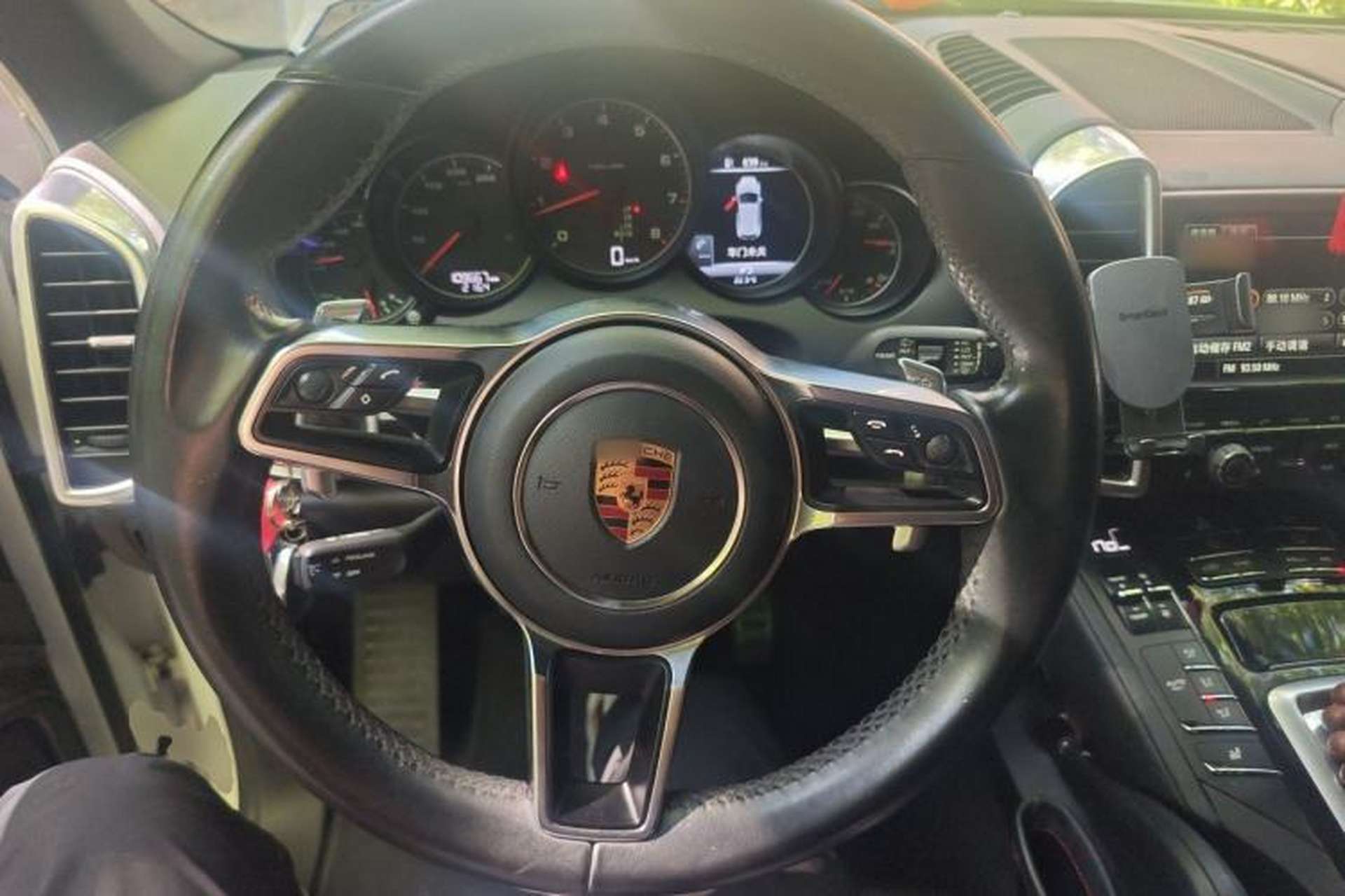 Used Porsche Cayenne 2015 Cayenne 3.0T Steering Wheel
