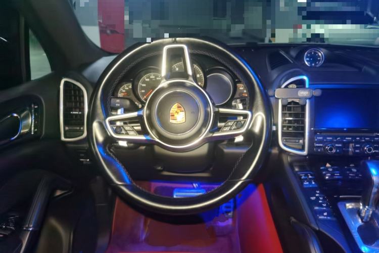 Used Porsche Cayenne 2015 Cayenne 3.0T Steering Wheel