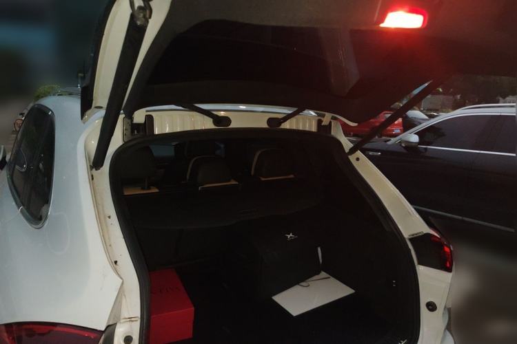 Used Porsche Cayenne 2015 Cayenne 3.0T Trunk