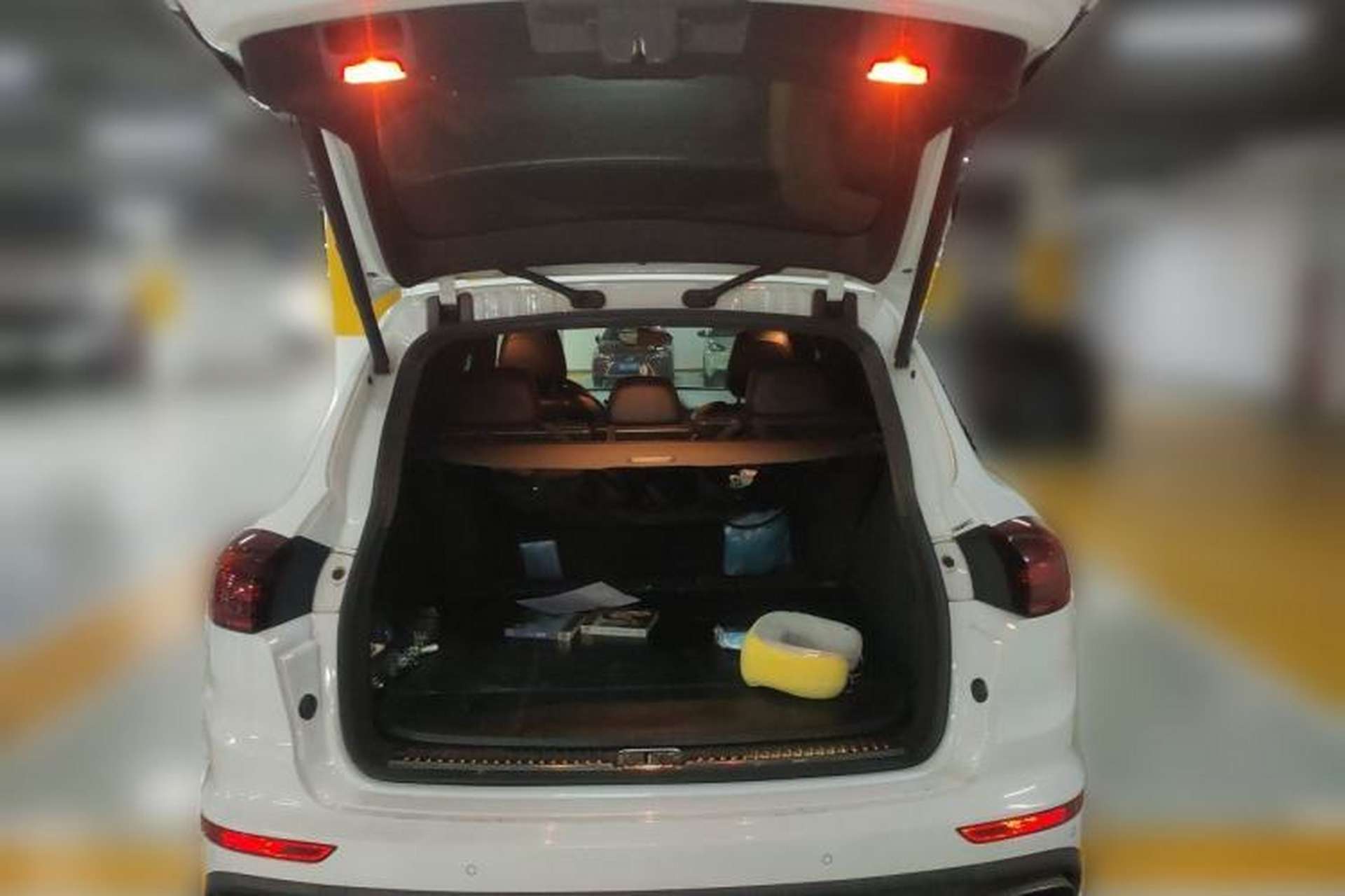 Used Porsche Cayenne 2015 Cayenne 3.0T Trunk